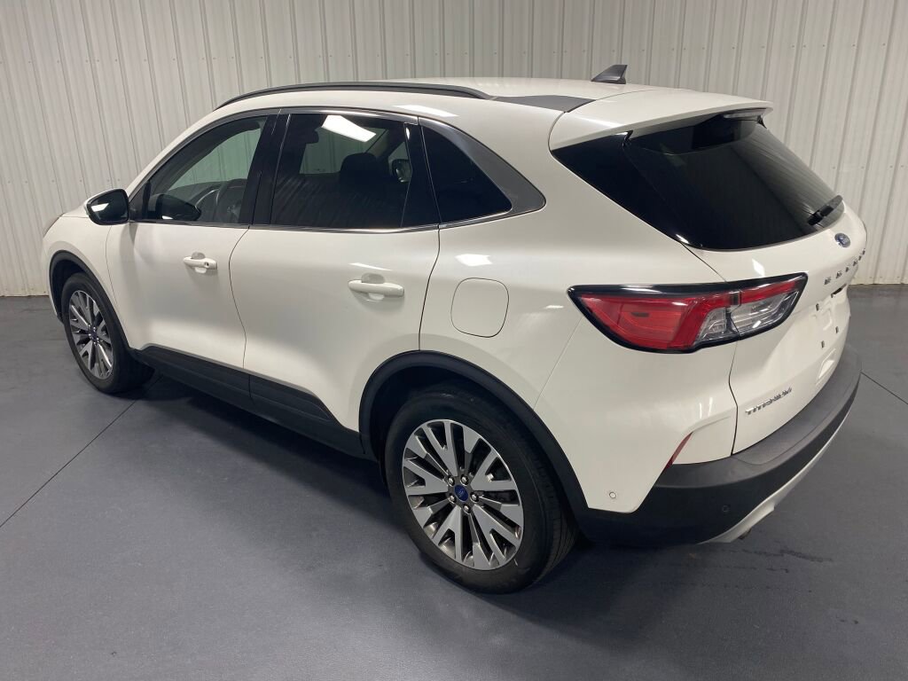 Used 2020 Ford Escape Titanium image 21