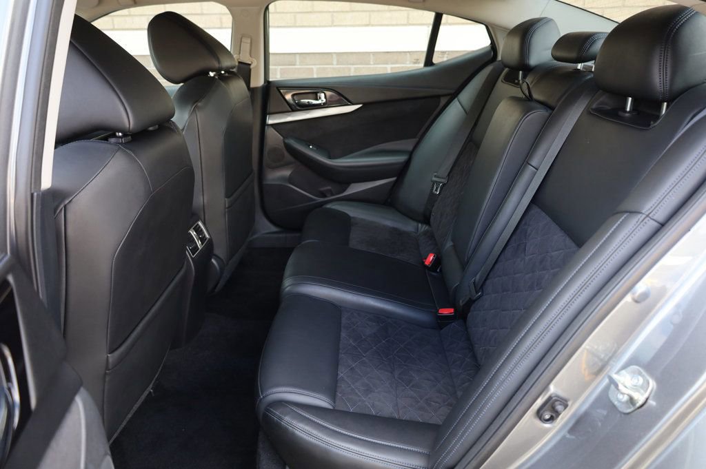 Used 2016 Nissan Maxima SR image 18