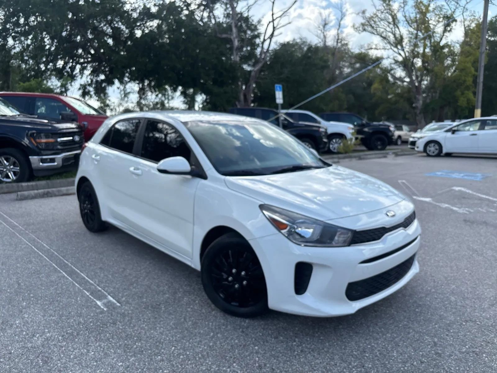 Used 2020 Kia Rio S FWD image 5