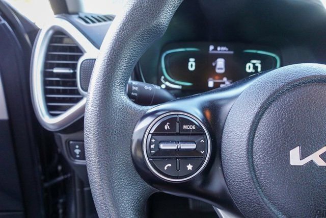 Used 2023 Kia Soul LX w/ Option Group 015 image 16