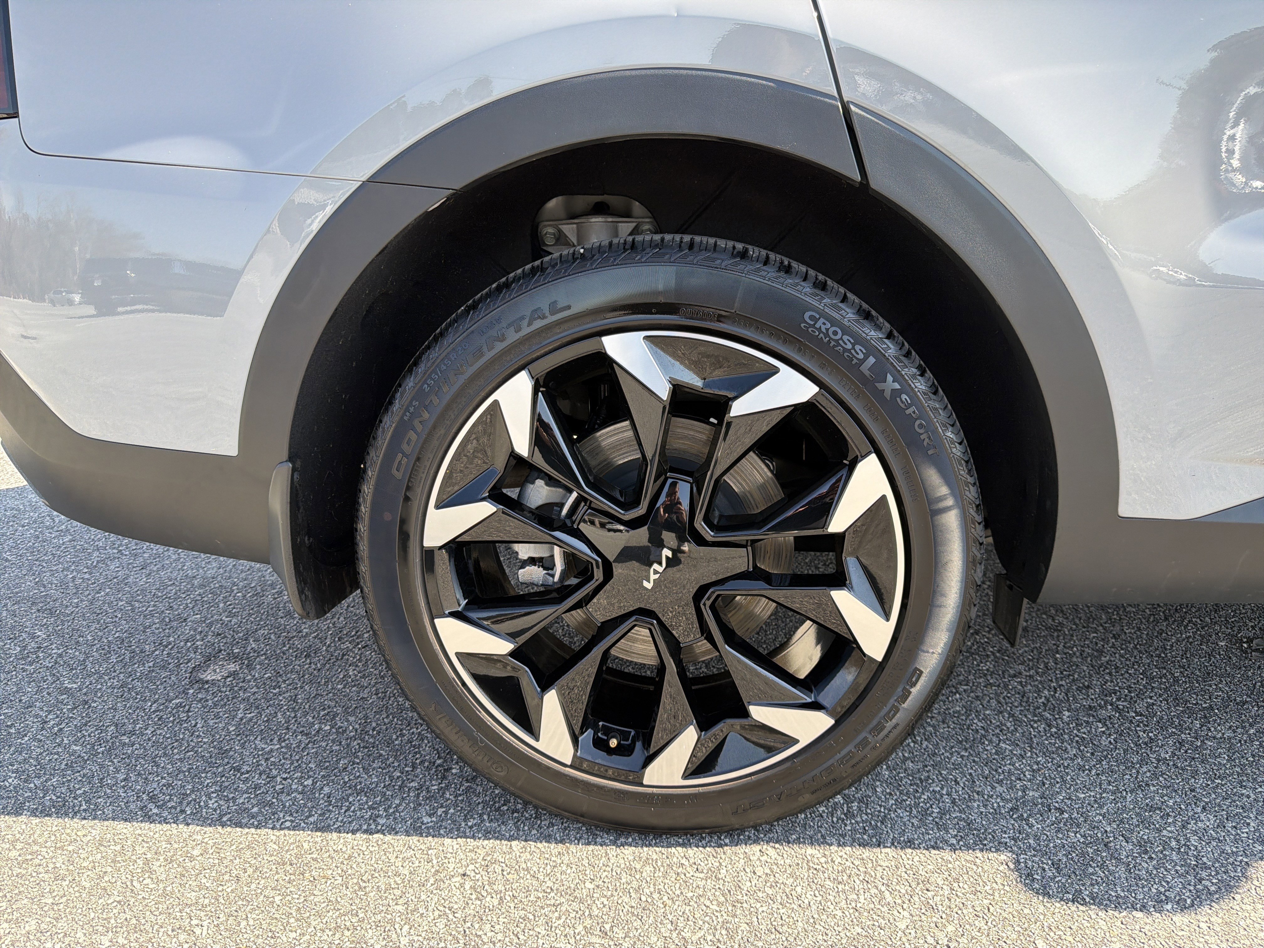 Used 2025 Kia Sorento EX w/ Panoramic Sunroof Package image 21