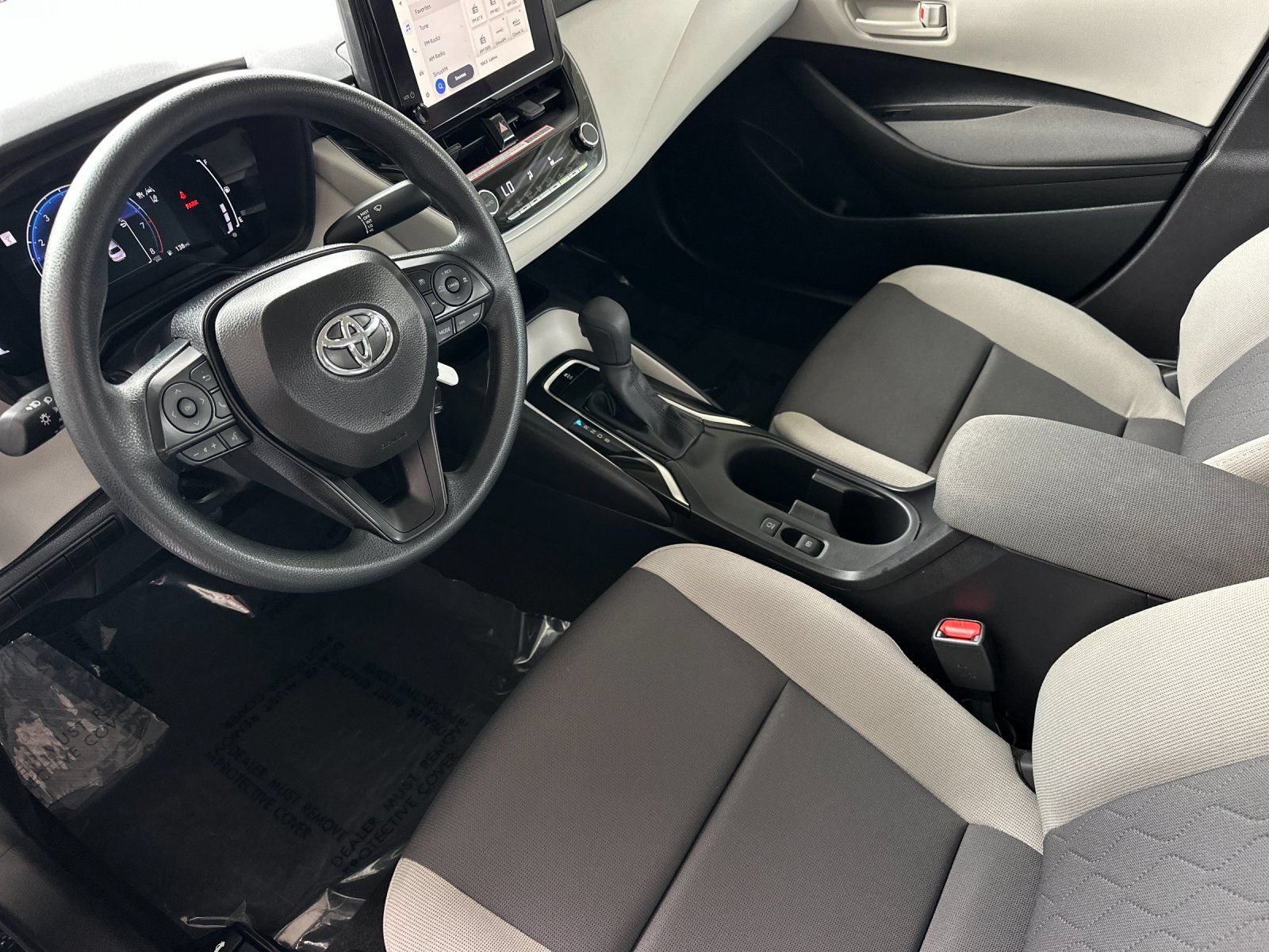 Used 2026 Toyota Corolla LE FWD image 9