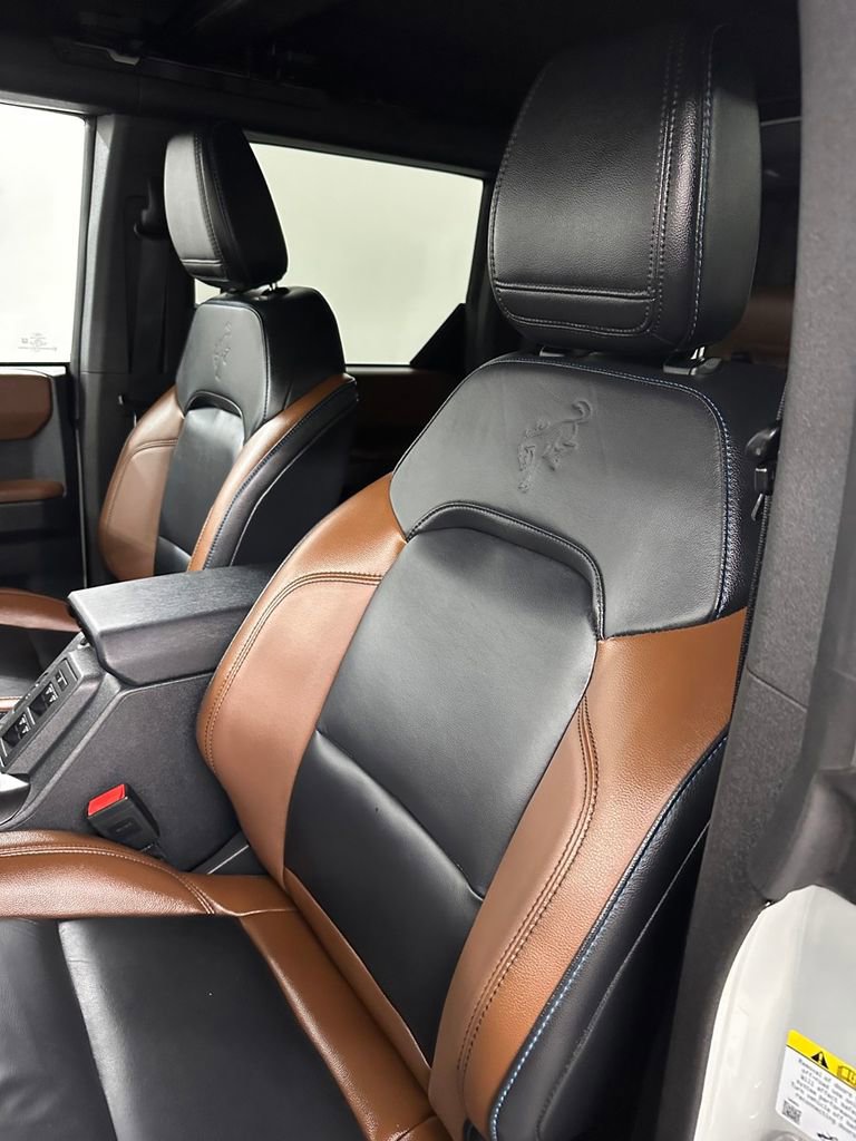 Used 2023 Ford Bronco Outer Banks image 13