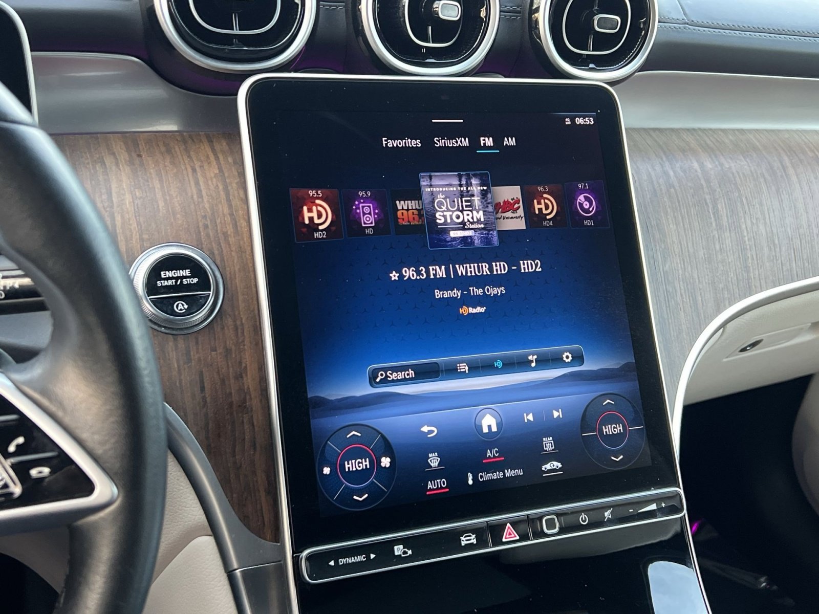 Certified 2024 Mercedes-Benz GLC 300 4MATIC image 16