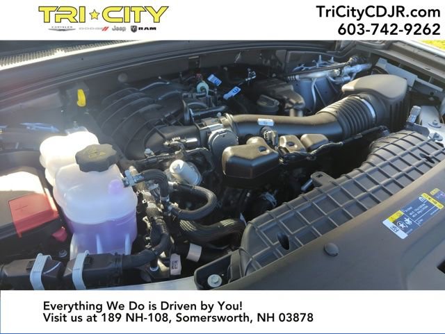 New 2025 Jeep Grand Cherokee Limited w/ Luxury Tech Group II image 21