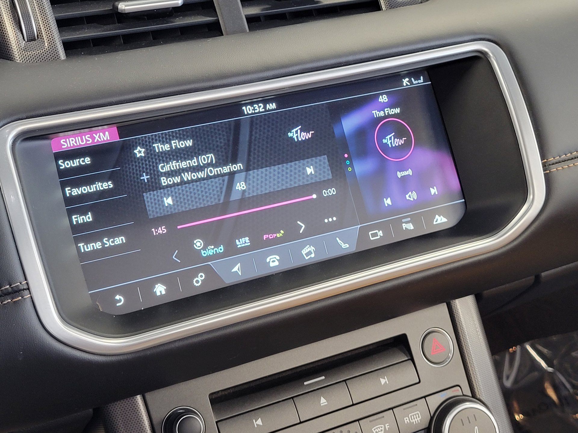 Used 2019 Land Rover Range Rover Evoque HSE Dynamic image 23