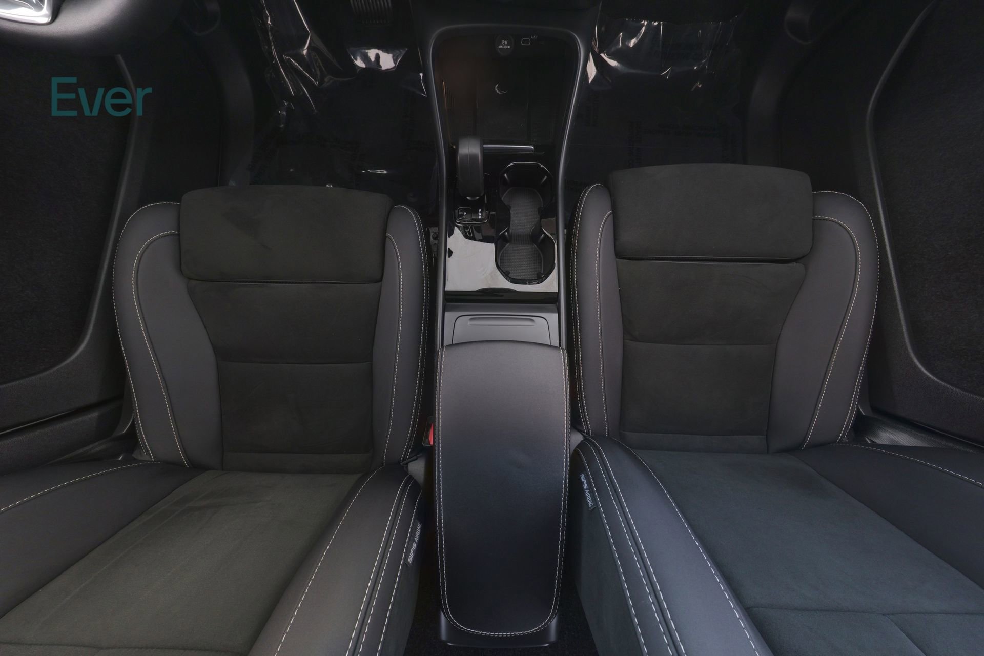 Used 2023 Volvo C40 P8 Recharge Plus image 27