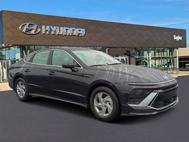 Certified 2025 Hyundai Sonata SE image 1