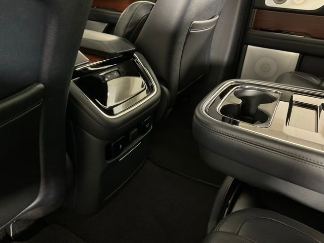 Used 2023 Lincoln Navigator L Reserve image 15