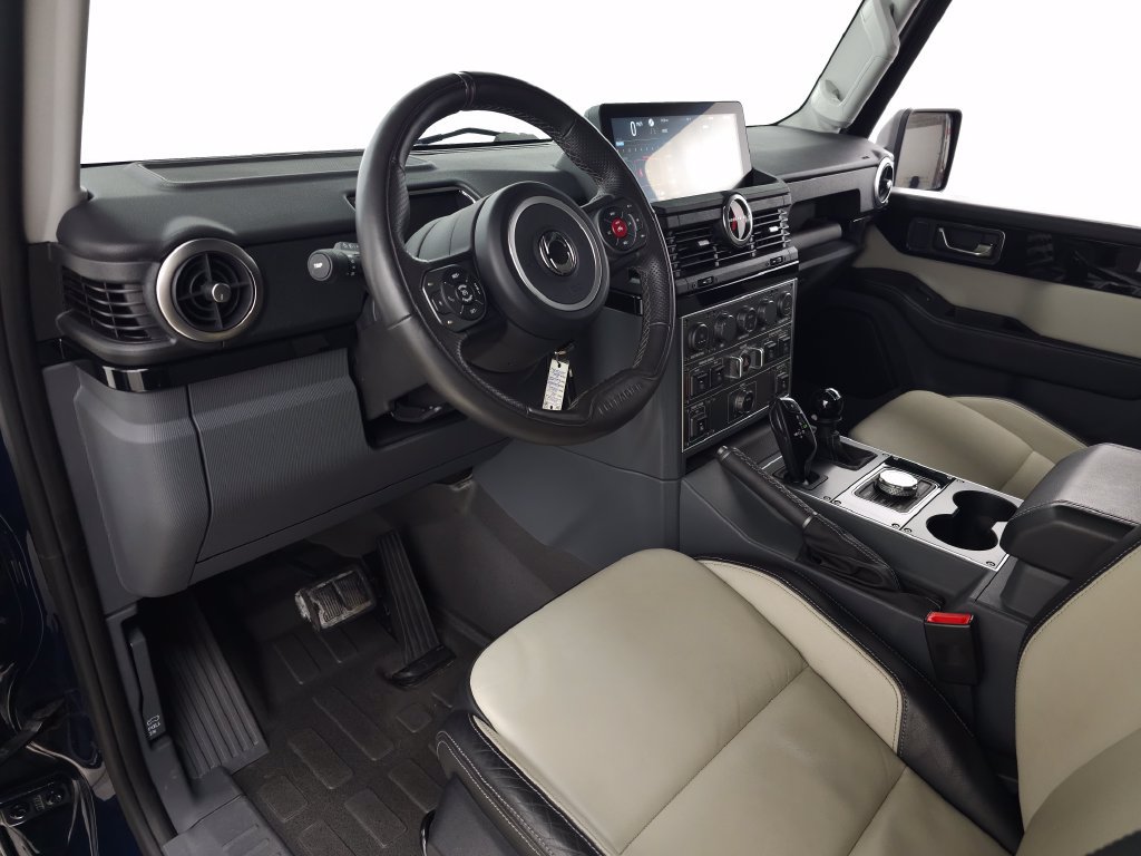 Used 2024 INEOS Grenadier Station Wagon AWD/4WD image 15