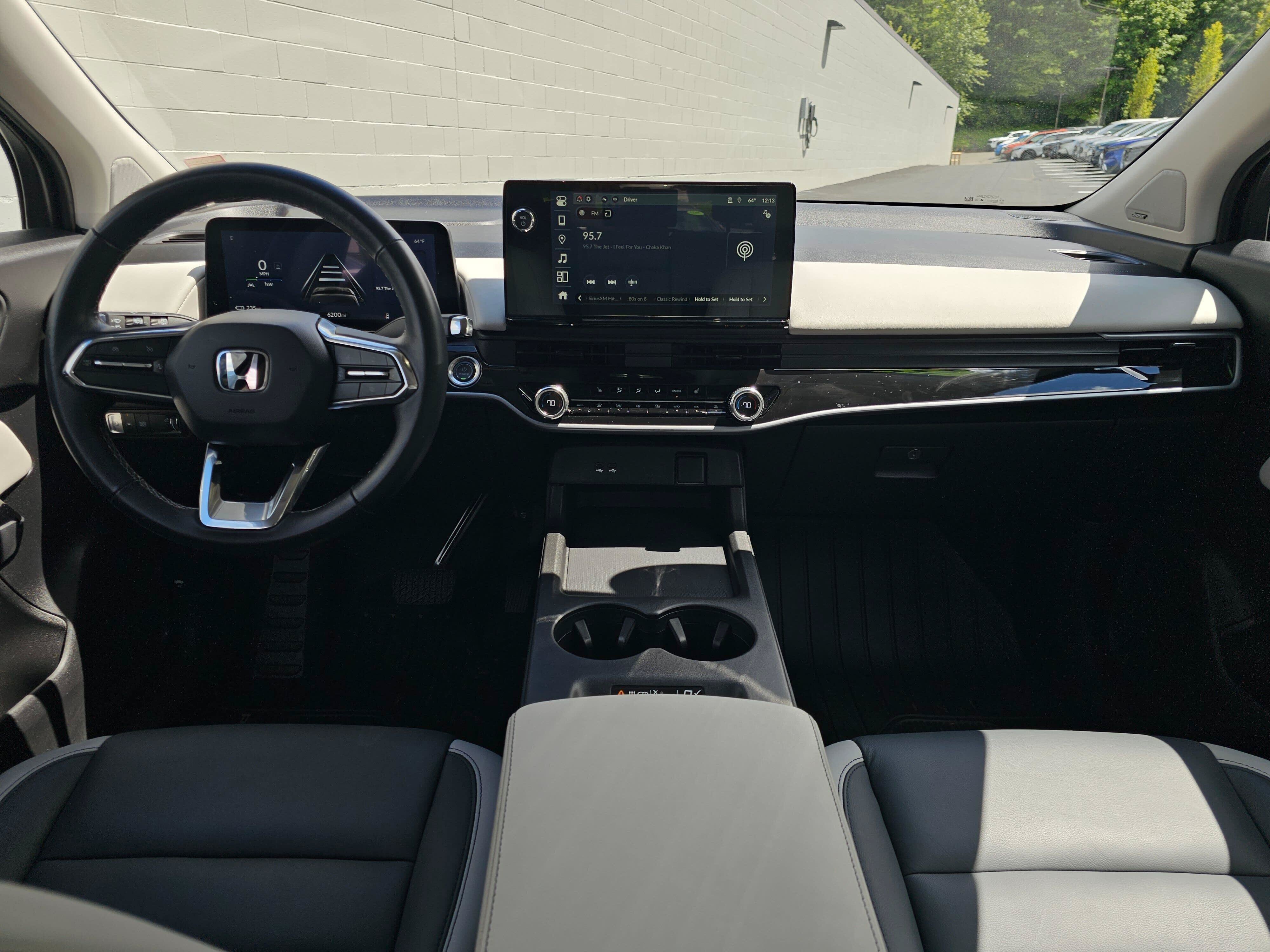 Used 2025 Honda Prologue Touring image 21