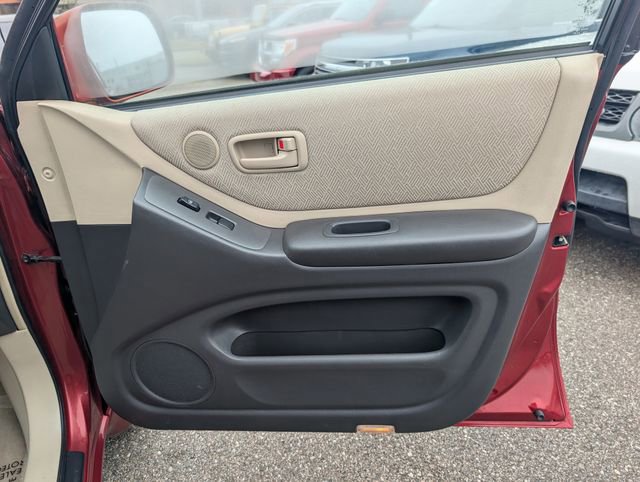 Used 2001 Toyota Highlander 4WD image 21