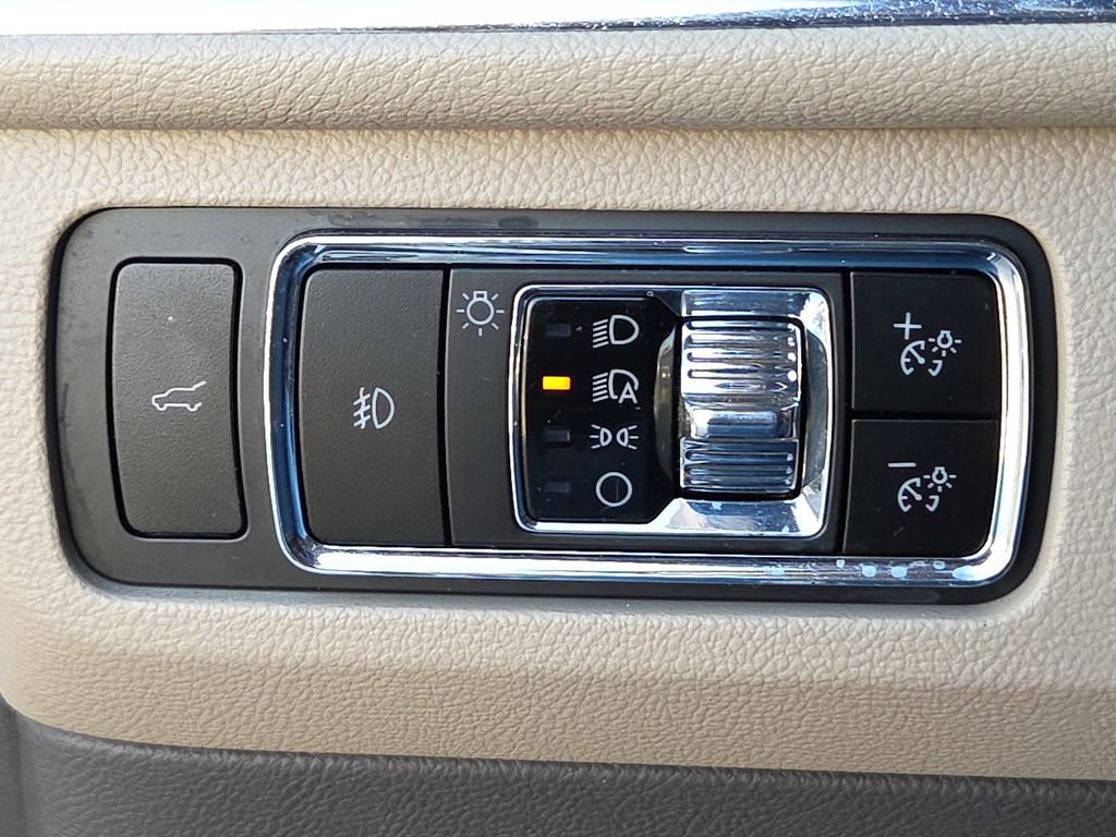 Used 2024 Lincoln Navigator Reserve image 25