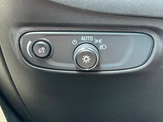Used 2024 Chevrolet Equinox LT FWD image 34