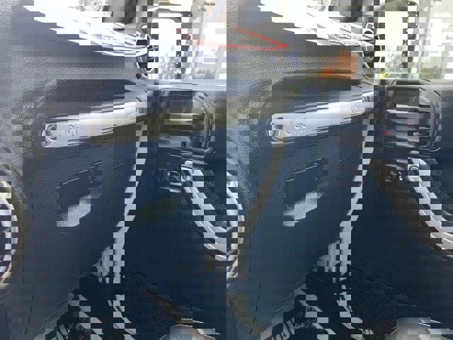 Certified 2018 Jeep Wrangler Unlimited Sahara w/ Connectivity Group image 16