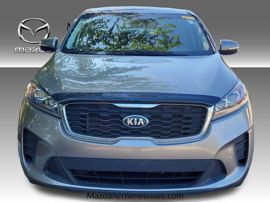 Used 2019 Kia Sorento FWD V6 video 4