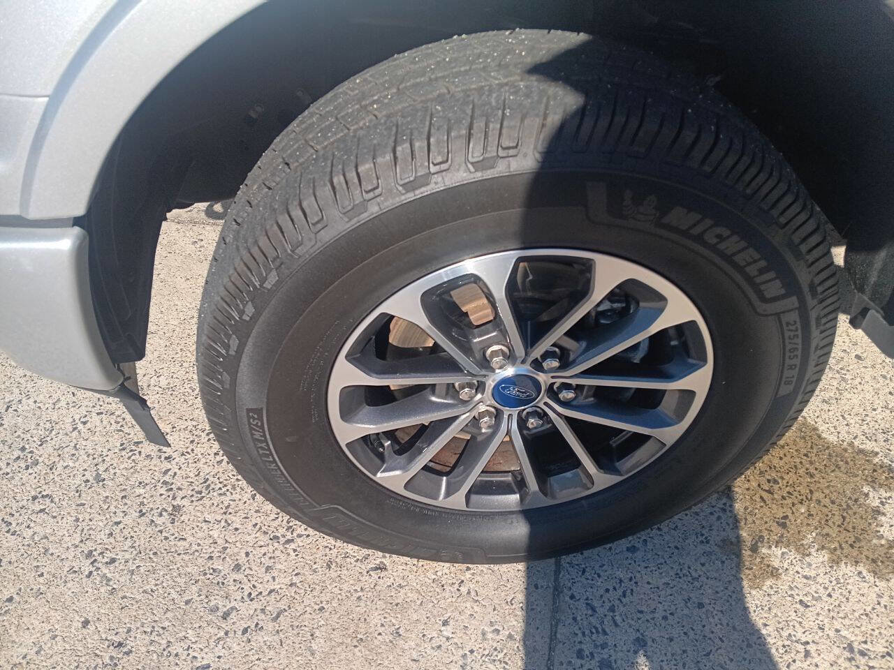 Used 2018 Ford F150 XLT w/ Equipment Group 302A Luxury image 6