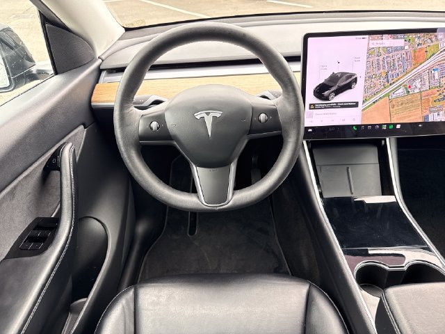 Used 2021 Tesla Model Y Long Range AWD/4WD image 14