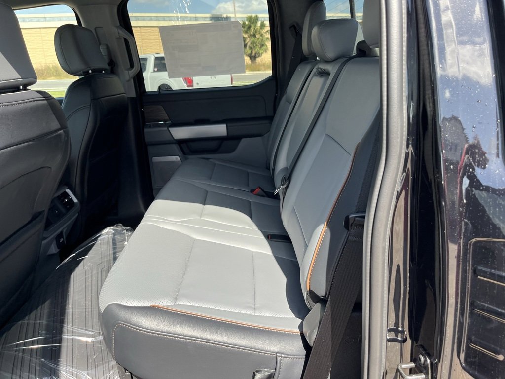 New 2025 Ford F150 Lariat w/ Equipment Group 502A High image 21