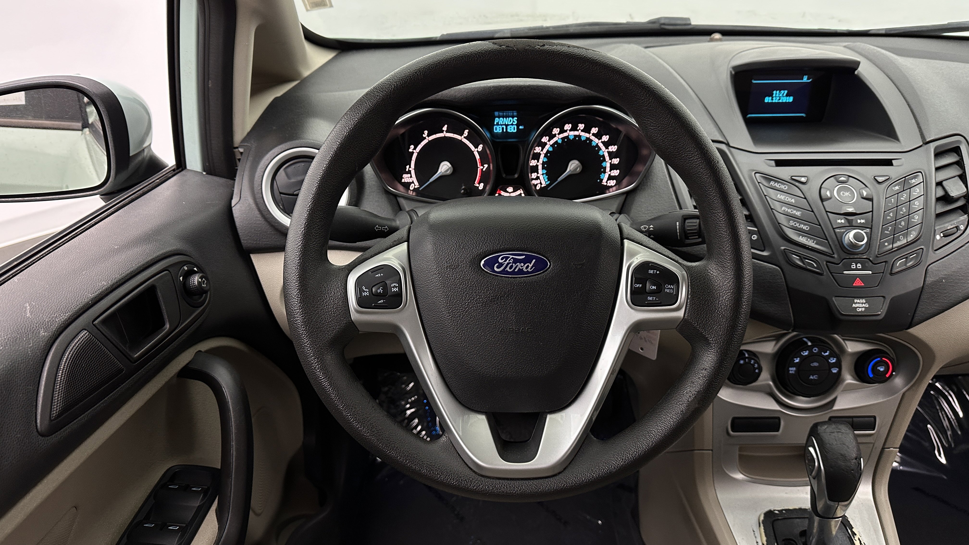 Used 2017 Ford Fiesta SE image 23