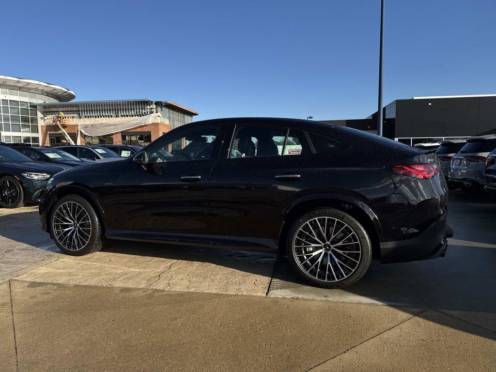 New 2026 Mercedes-Benz GLC 43 AMG 4MATIC Coupe image 4
