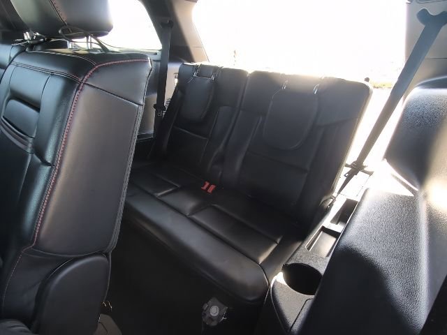 Used 2025 Ford Explorer ST-Line w/ ST-Line Street Pack image 28