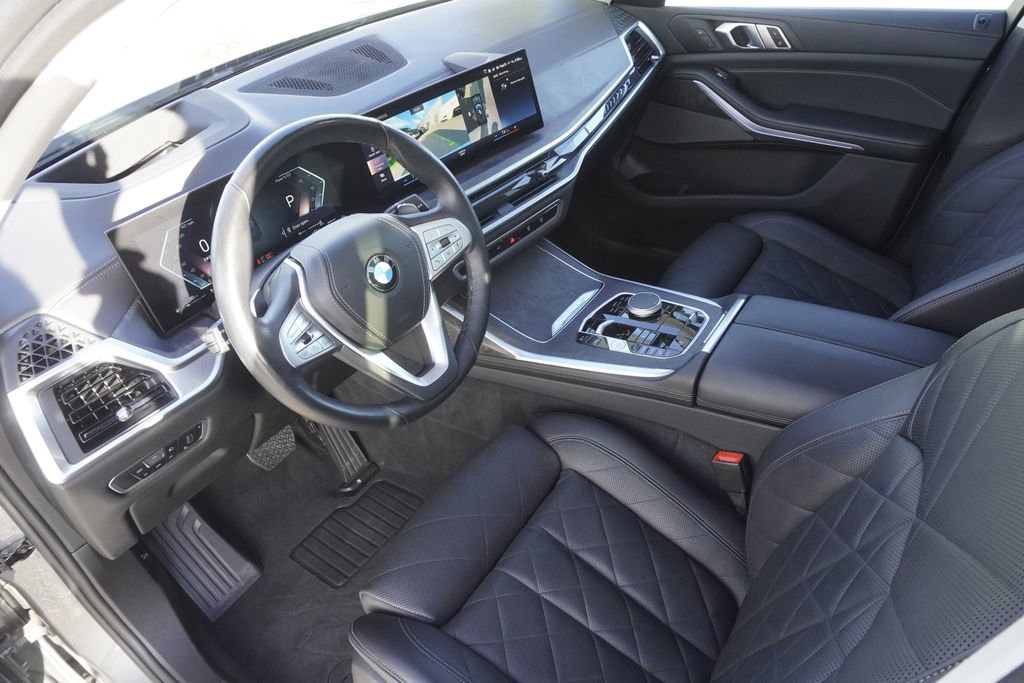 Used 2023 BMW X7 xDrive40i w/ Premium Package image 18