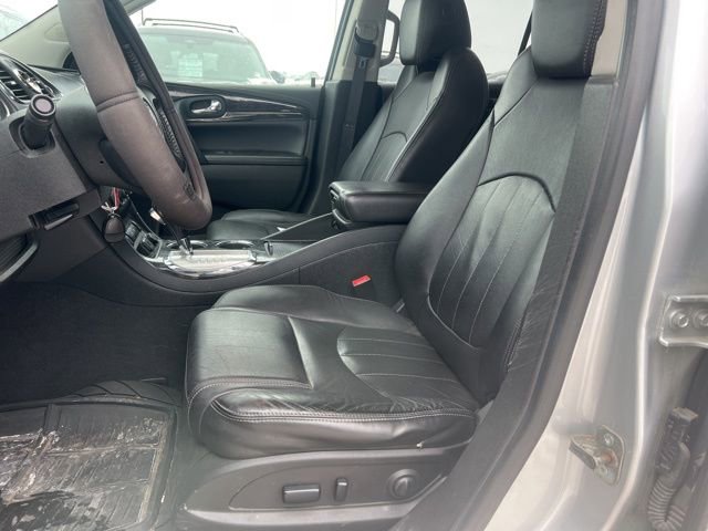 Used 2017 Buick Enclave Leather image 8