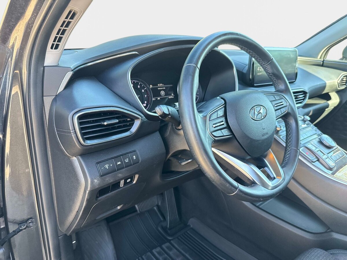 Used 2023 Hyundai Santa Fe SEL FWD image 17