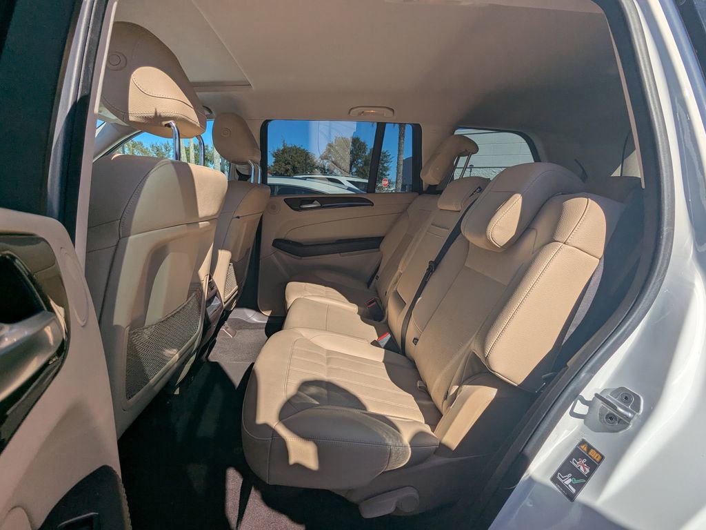 Used 2017 Mercedes-Benz GLS 450 4MATIC image 24