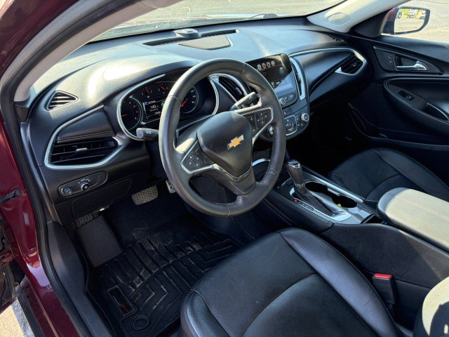Used 2016 Chevrolet Malibu LT w/ Leather Package FWD image 11