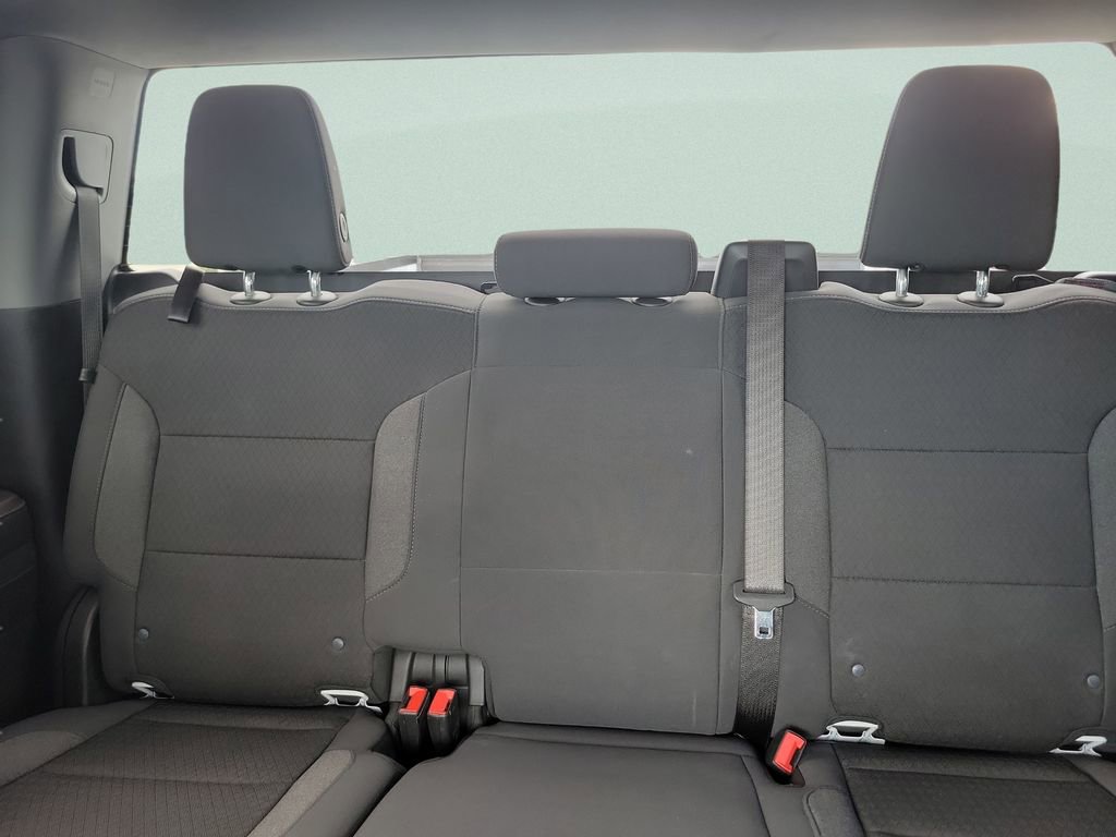 Used 2025 Chevrolet Silverado 1500 LT image 13