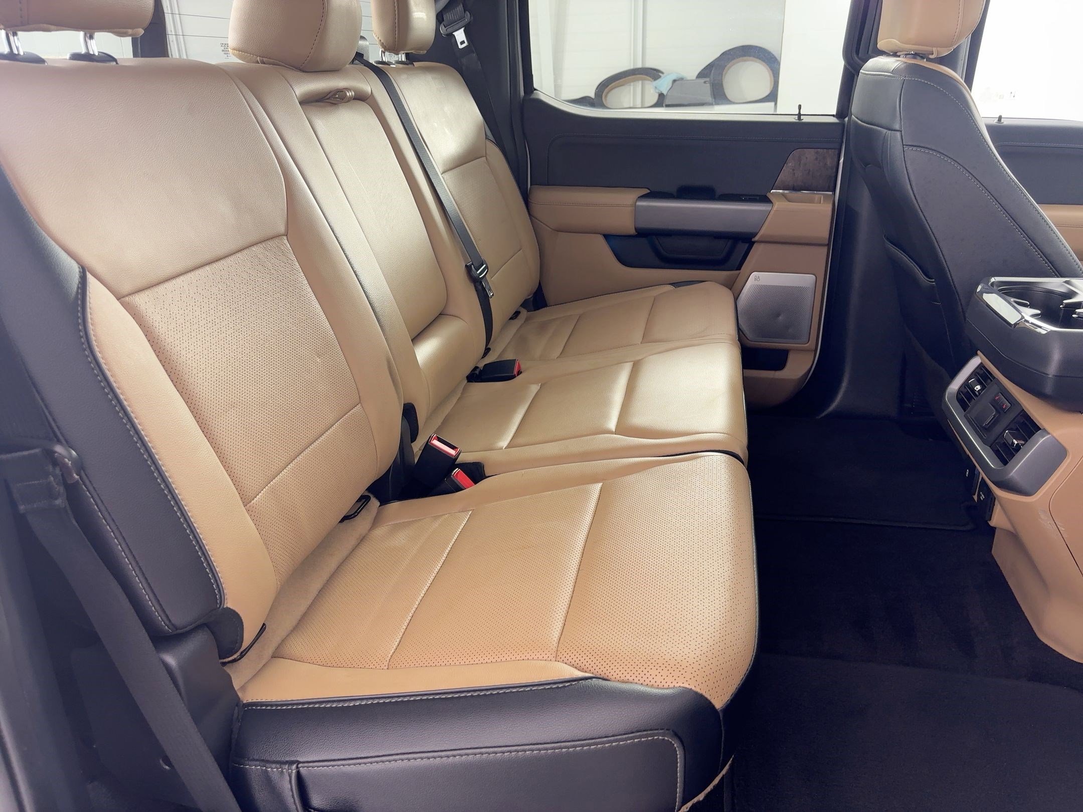 Used 2022 Ford F150 Lariat w/ Equipment Group 502A High image 30