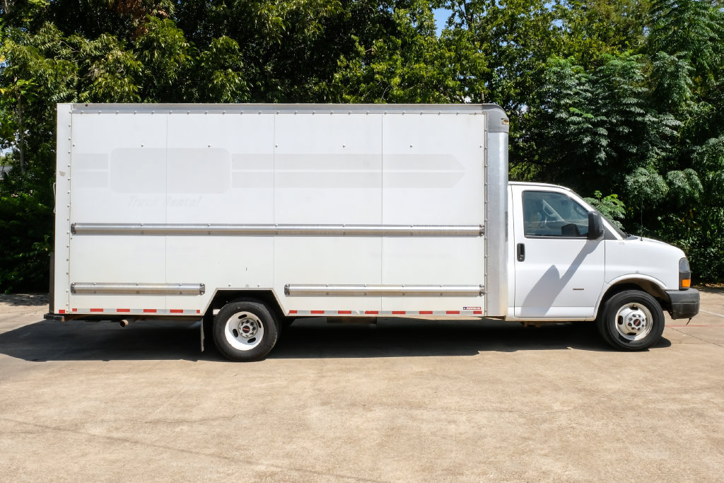 Used 2021 GMC Savana 3500 Extended w/ Power Convenience Package RWD image 6