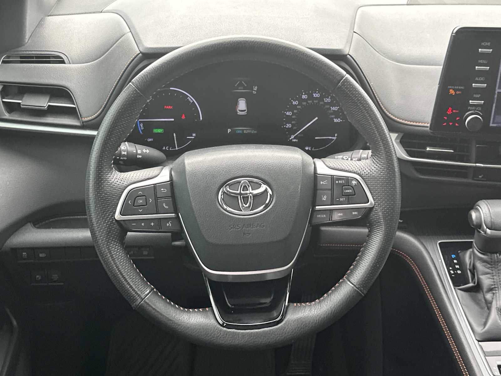 Used 2022 Toyota Sienna XSE FWD image 14