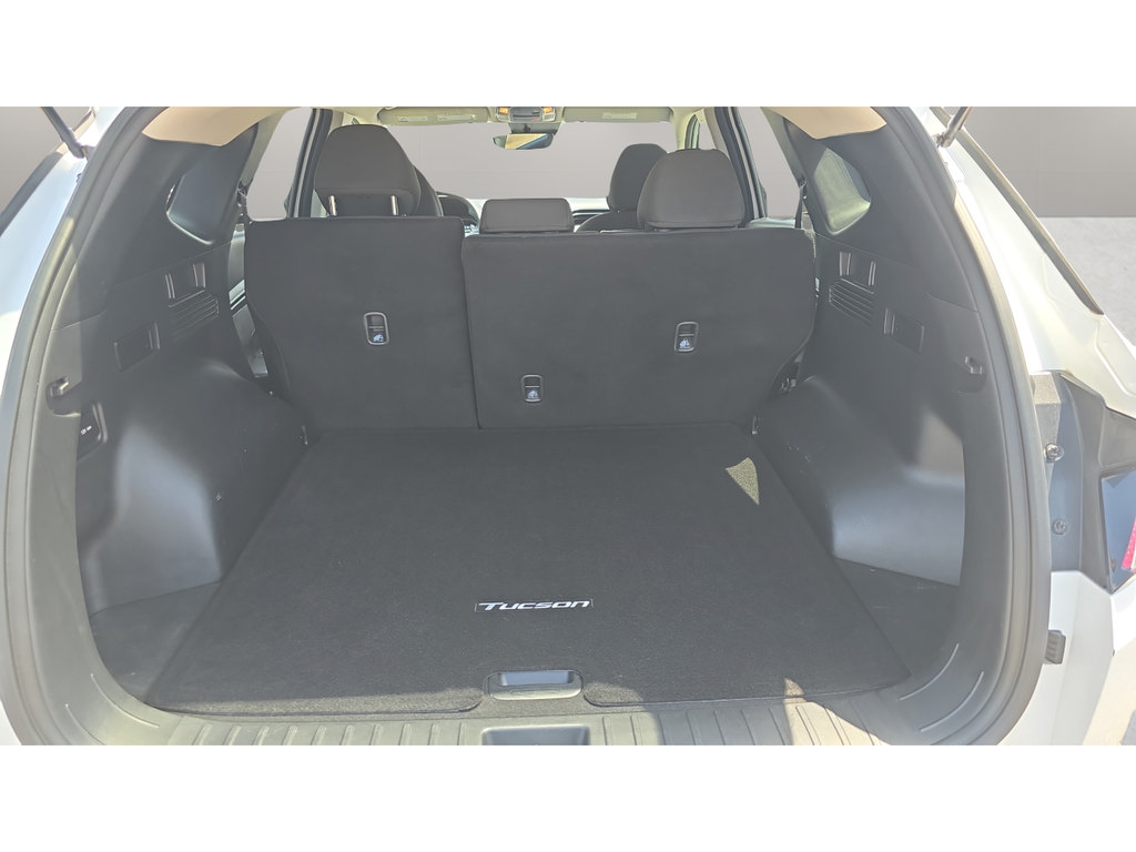 Used 2022 Hyundai Tucson Blue w/ Cargo Package AWD/4WD image 9
