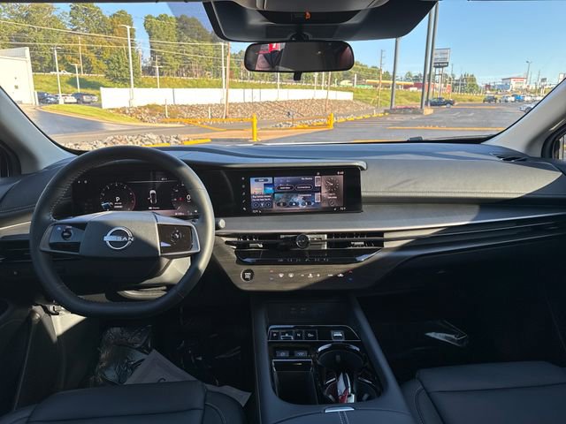 Used 2025 Nissan Murano SV image 16