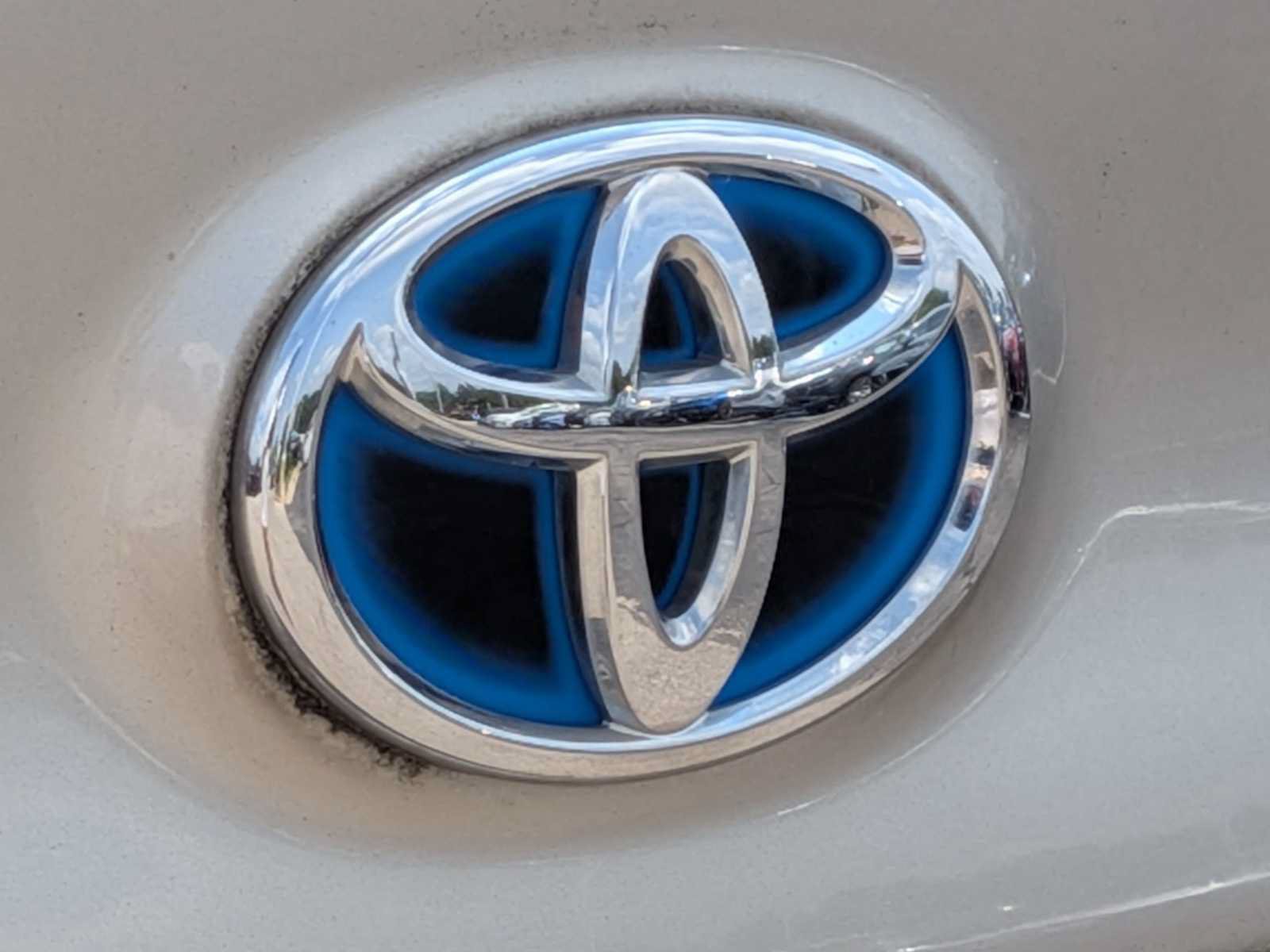 Used 2015 Toyota Camry XLE w/ Moonroof Package FWD image 10