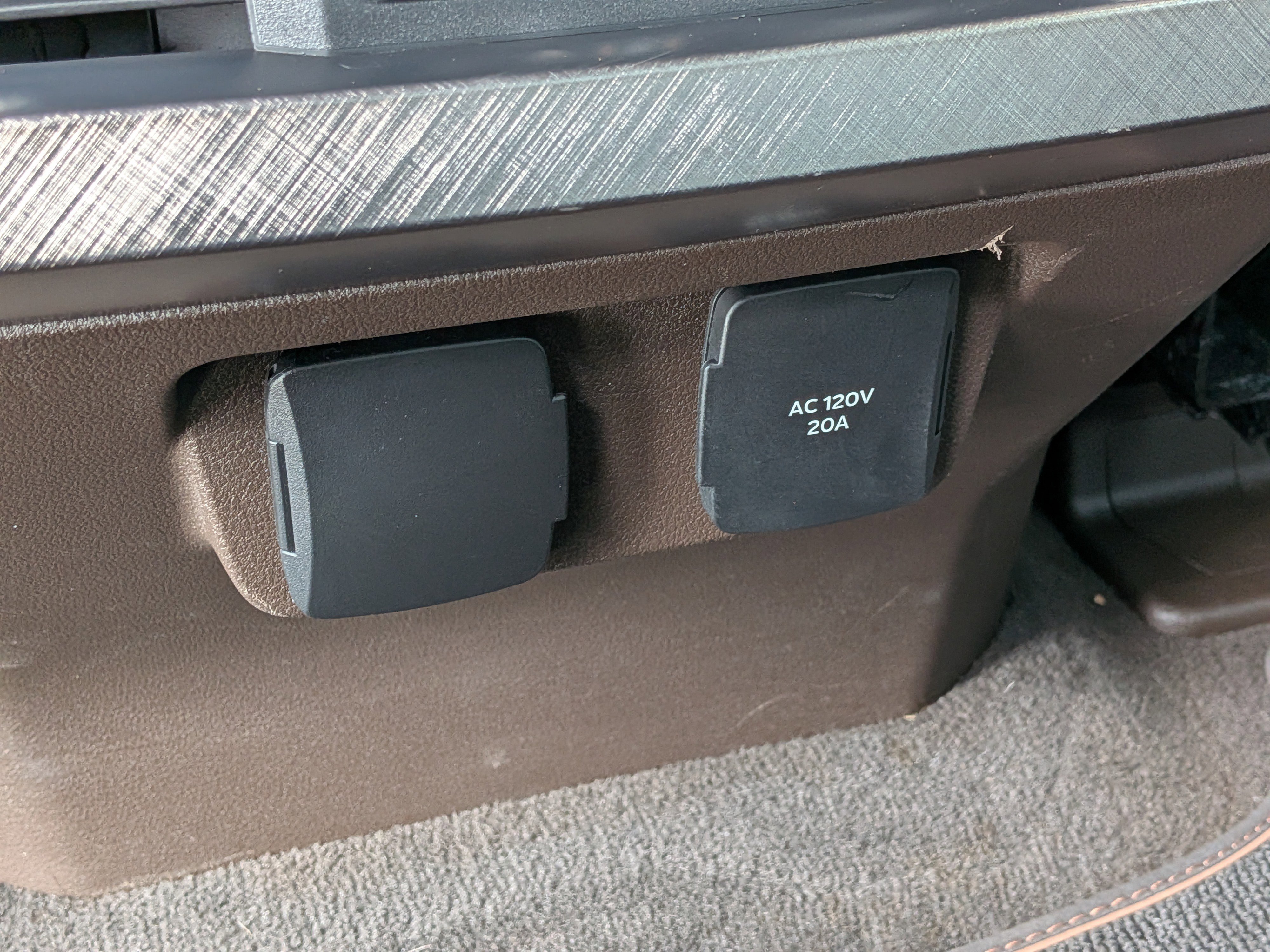 Used 2023 Ford F350 King Ranch w/ Chrome Package AWD/4WD image 15