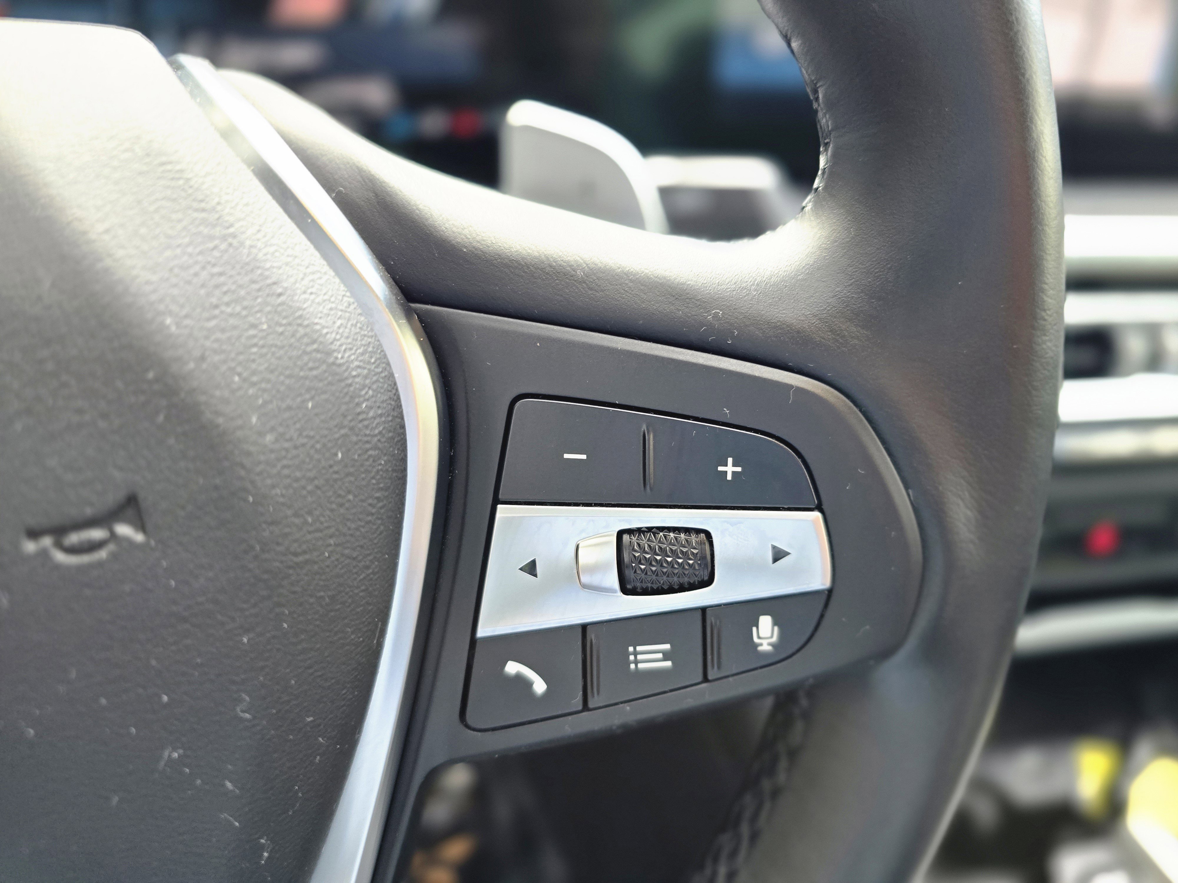 Used 2024 BMW 330i xDrive Sedan image 24