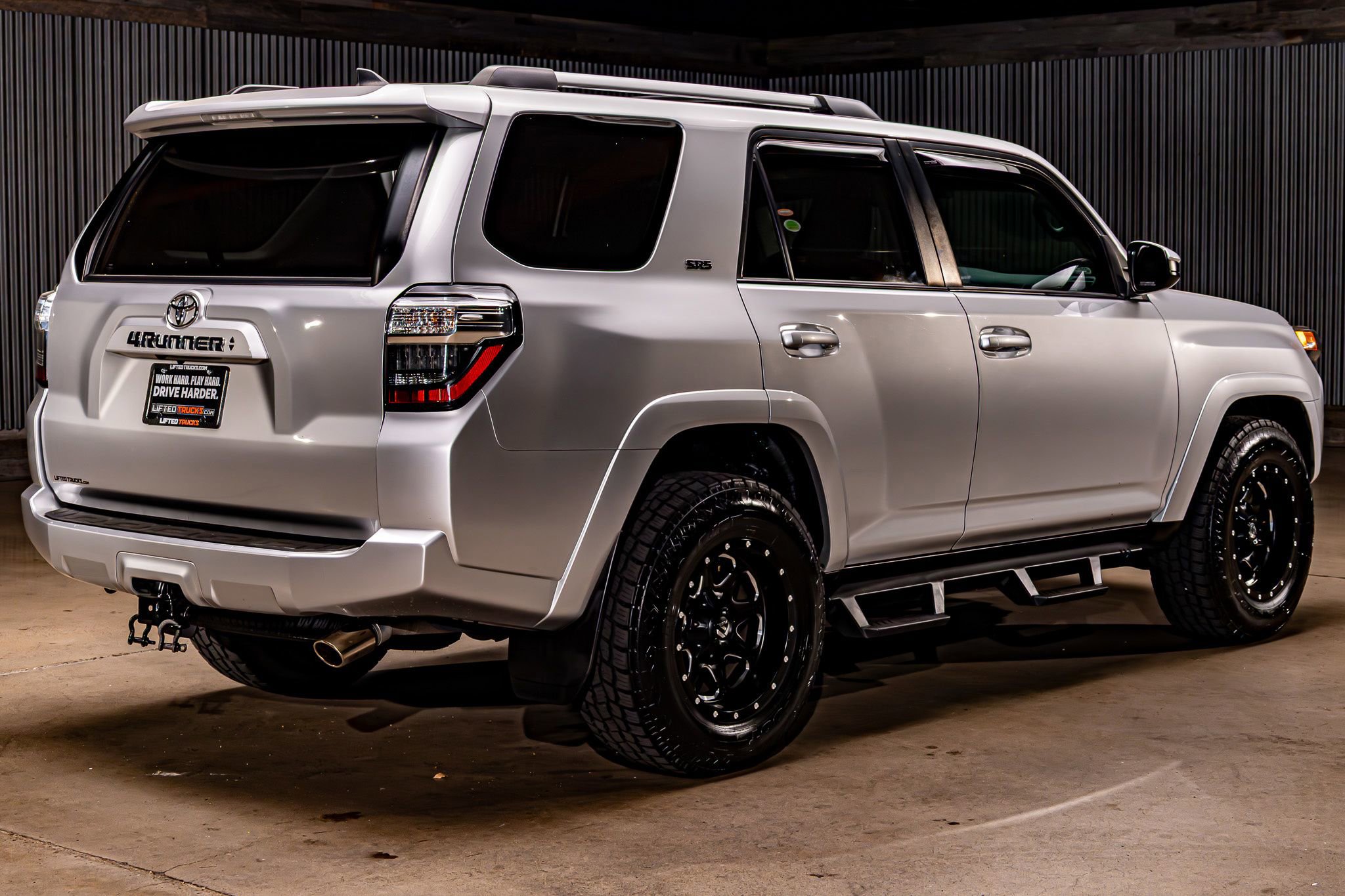 Used 2022 Toyota 4Runner SR5 image 9