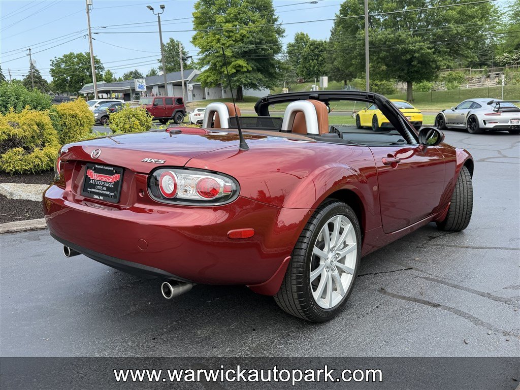 Used 2008 MAZDA MX-5 Miata Grand Touring RWD image 14