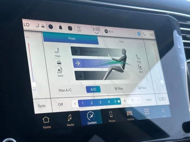 New 2024 Jeep Wagoneer 4WD w/ Premium Group I image 26