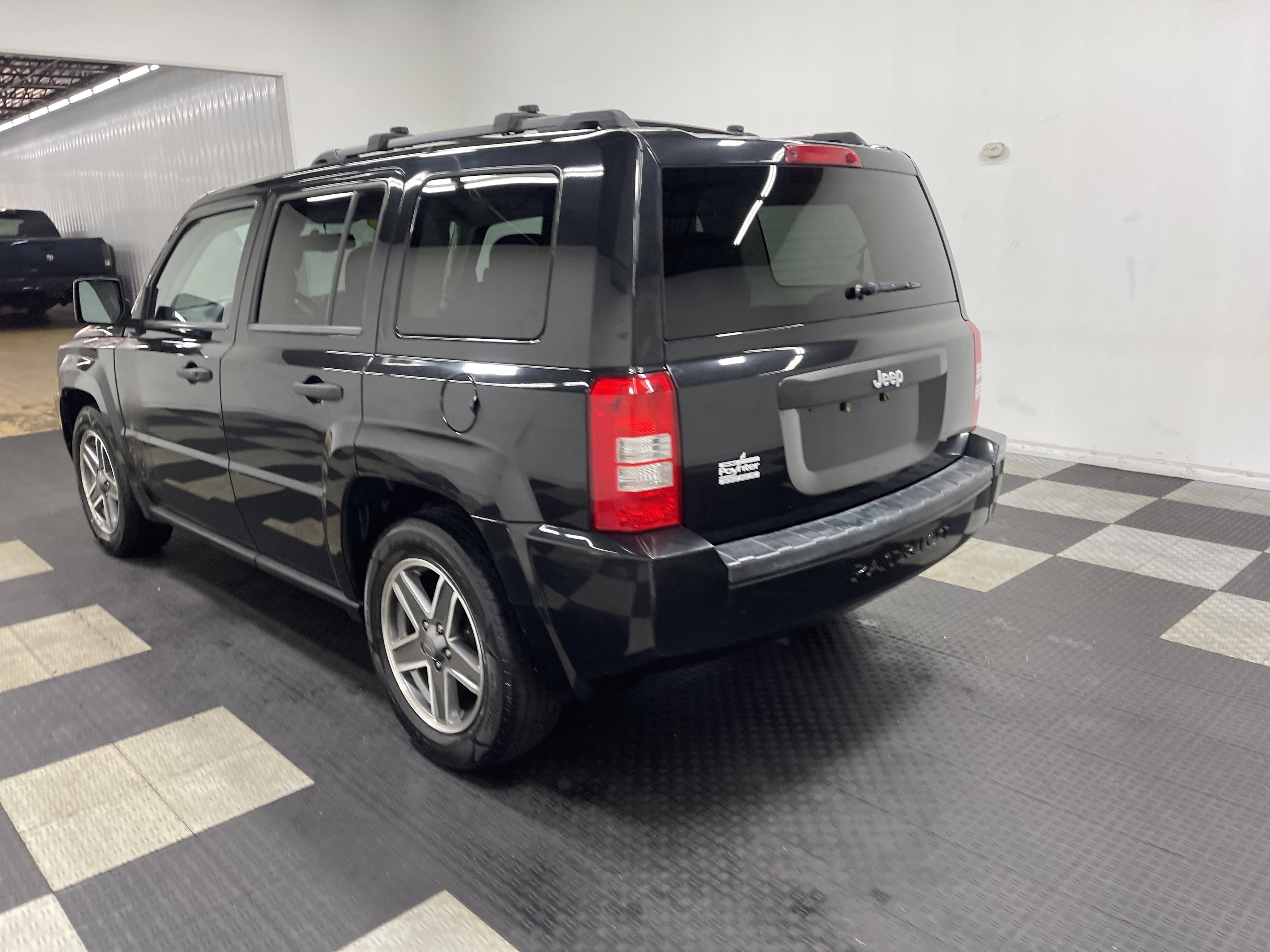 Used 2009 Jeep Patriot Sport FWD image 2