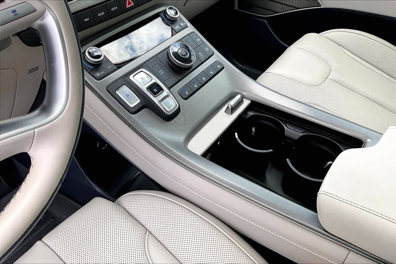Used 2024 Hyundai Palisade Calligraphy FWD image 15
