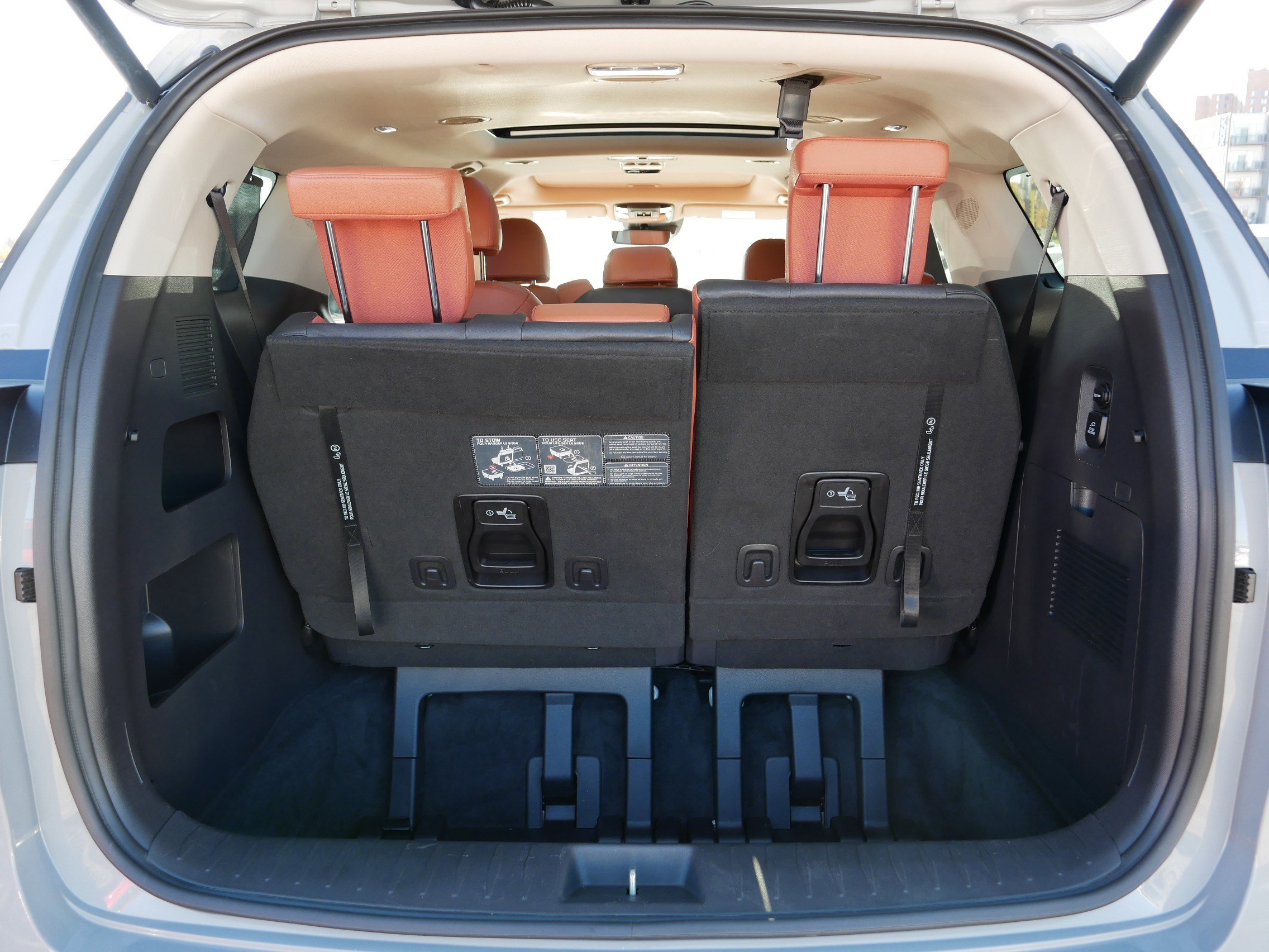 Certified 2024 Kia Carnival SX Prestige image 18