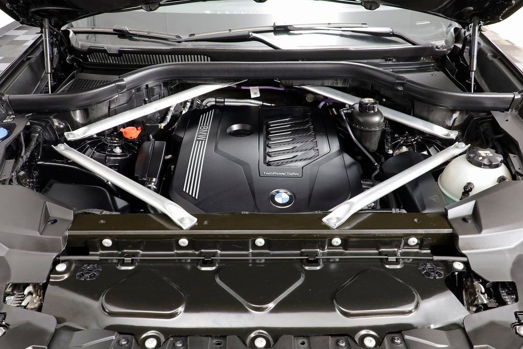 Used 2021 BMW X6 xDrive40i w/ Premium Package image 25