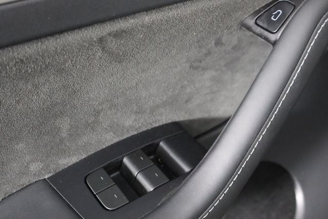 Used 2024 Tesla Model Y Long Range RWD image 18