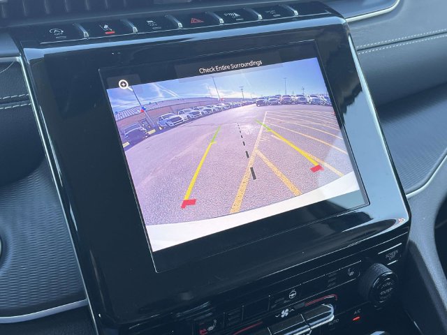 Used 2023 Jeep Grand Cherokee L Laredo w/ Luxury Tech Group I AWD/4WD image 31