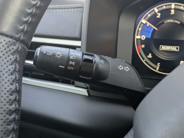 Used 2024 Mitsubishi Outlander SEL FWD image 29